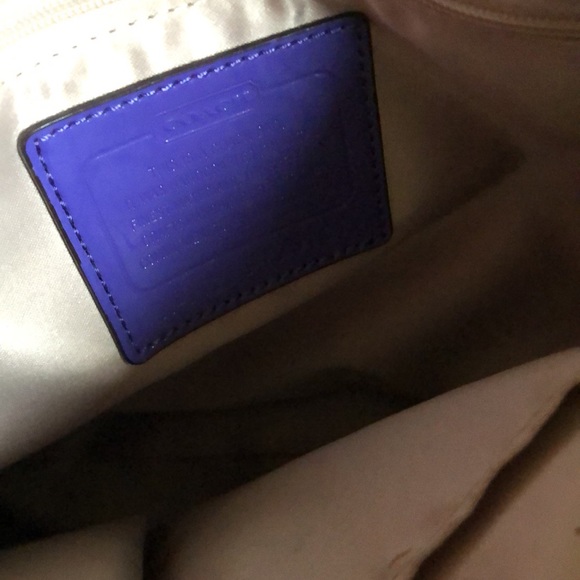 Coach poppy purse! Beautiful lavender color! - Picture 11 of 12